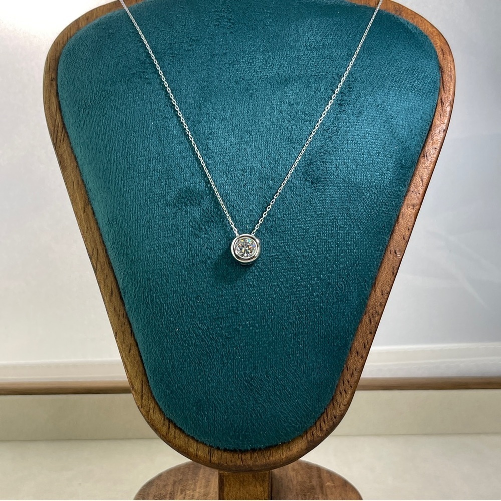 Bezel Necklace 1CT Moissanite S925 18K Plate Adjustable Length - Picture 4 of 7